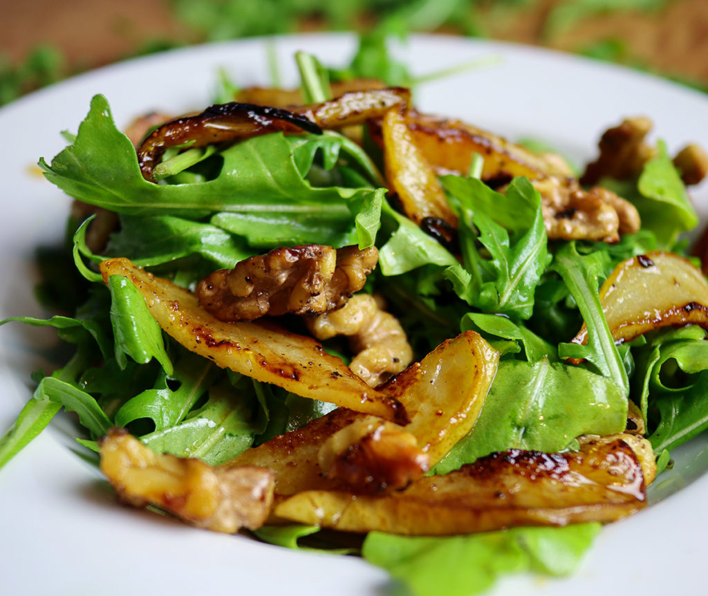 Arugula Pear Walnut Salad