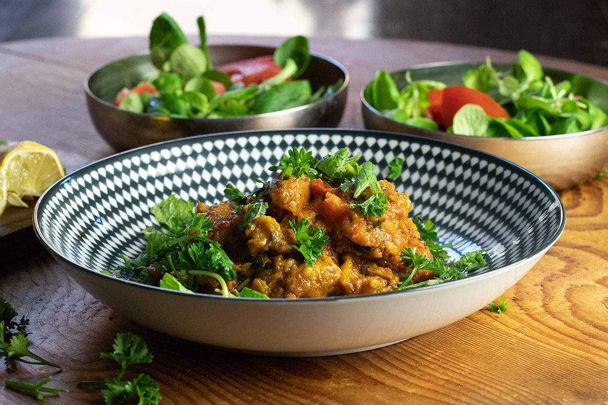 Mirza GhasemiThe Lotus and the Artichoke